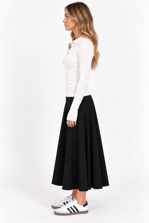 Lola skirt in Black, length A, side view