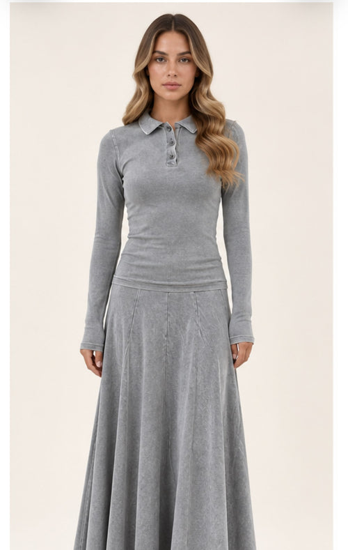 Lola skirt in Light Grey Denim, length B, front view