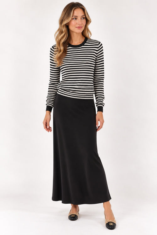 Minnie Rose Supima cotton striped sweater in black and ivory, styled with a black Bella Dahl maxi skirt